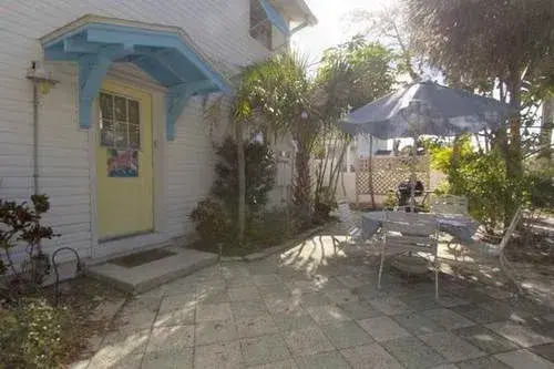 Blue Dolphin Inn by Island Vacation Properties - photo 13
