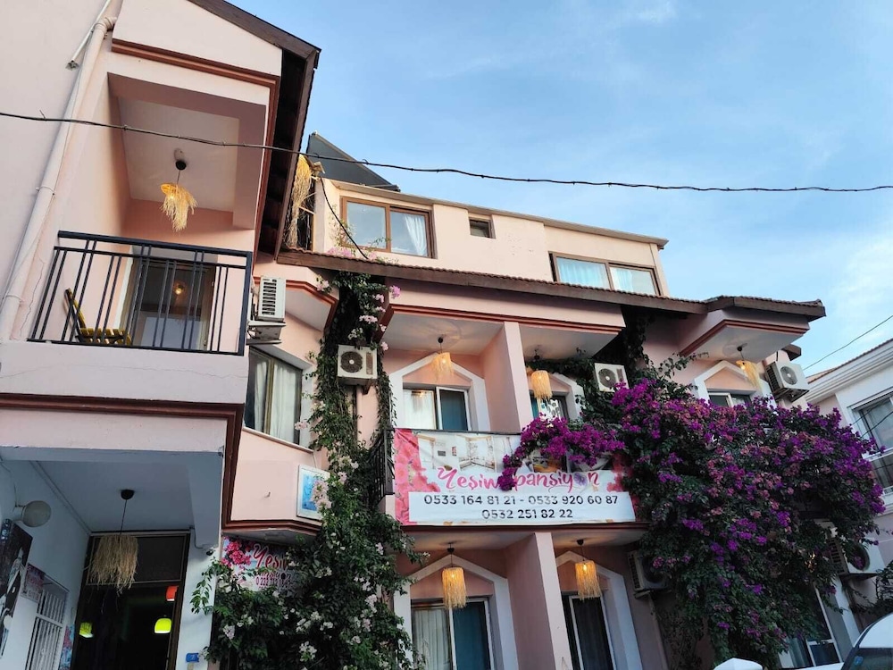 Yeşim Pansiyon — 5-Star Luxury Hotel in Cesme, Turkey