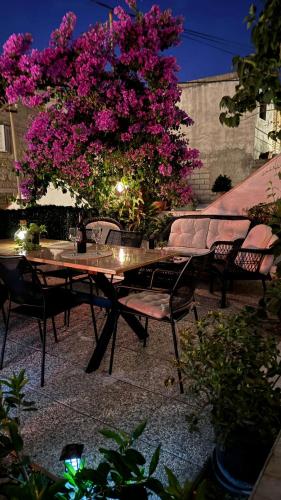Apartment Sandra — 4-Star Luxury Hotel in Trogir, Croatia