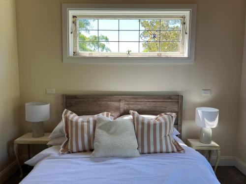 Byron Sunset Cottage — 4-Star Luxury Hotel in Casino, Australia
