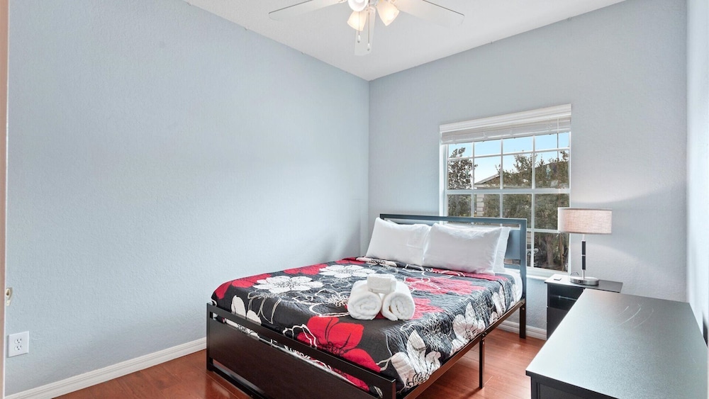 Coral Cay Resort #4 4 Bed 3 Baths Townhome - photo 12