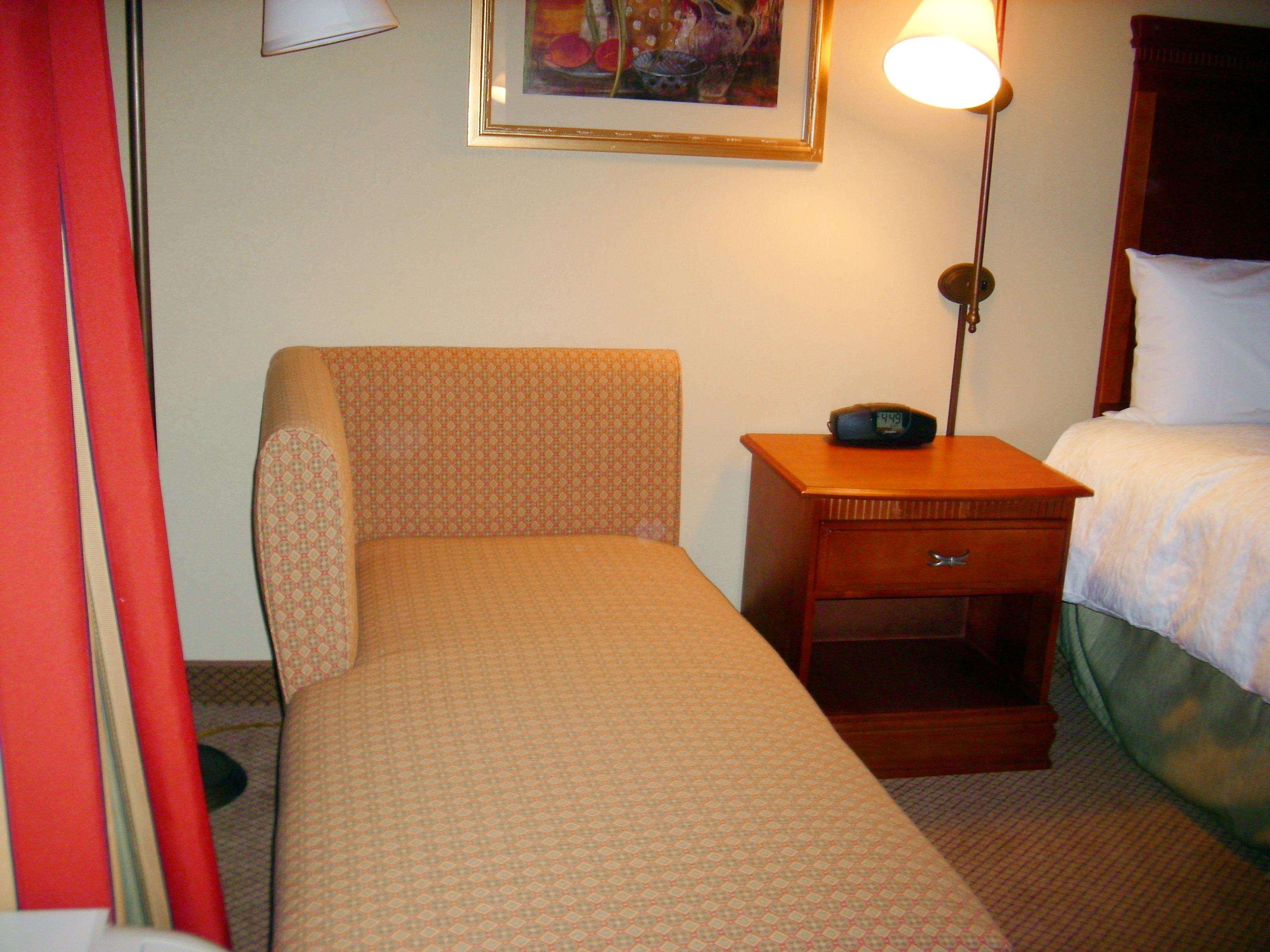 Hampton Inn Greenville Mississippi - photo 5