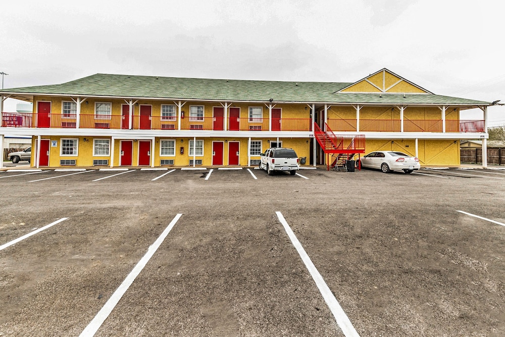 OYO Hotel San Antonio Lackland near Seaworld - photo 32