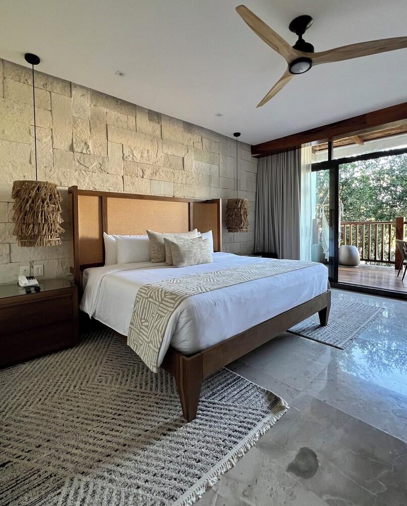 Hotel Mundo Maya Edzná