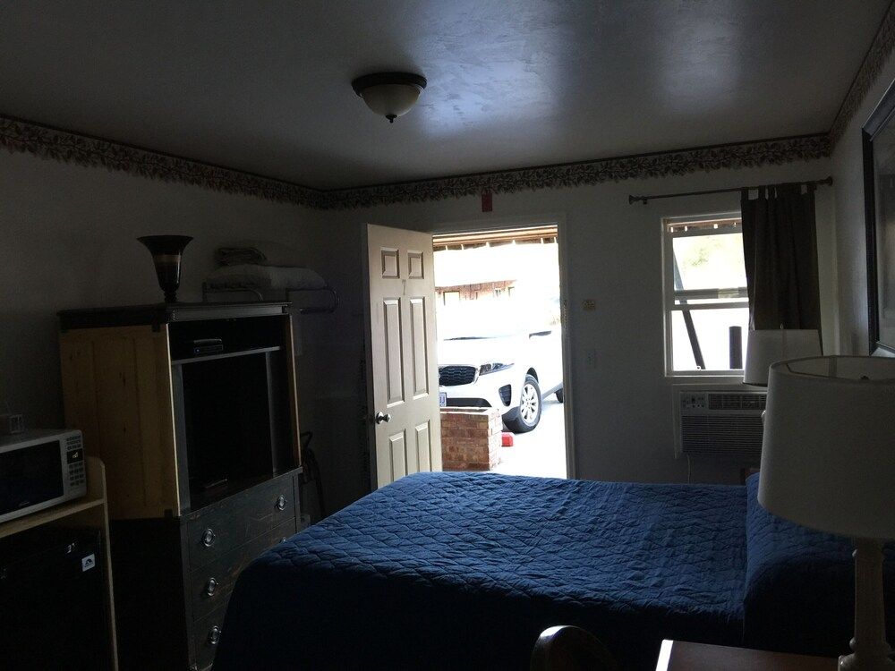 Rustic Inn Motel - photo 6