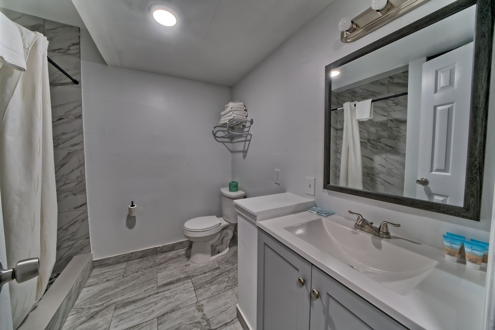 Aqua View Motel - photo 44