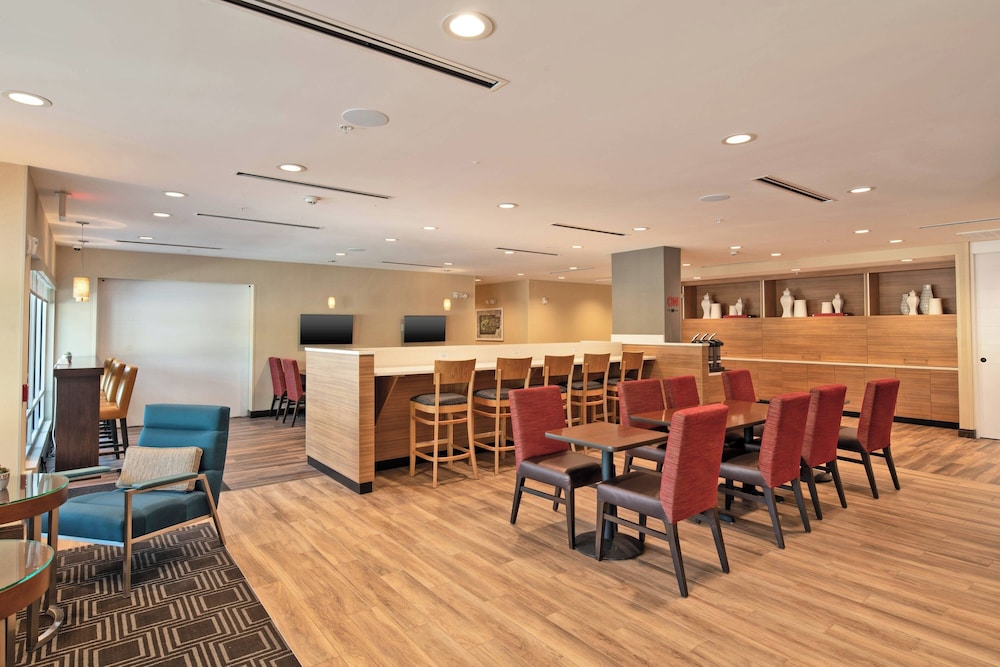 TownePlace Suites by Marriott Austin South - photo 21