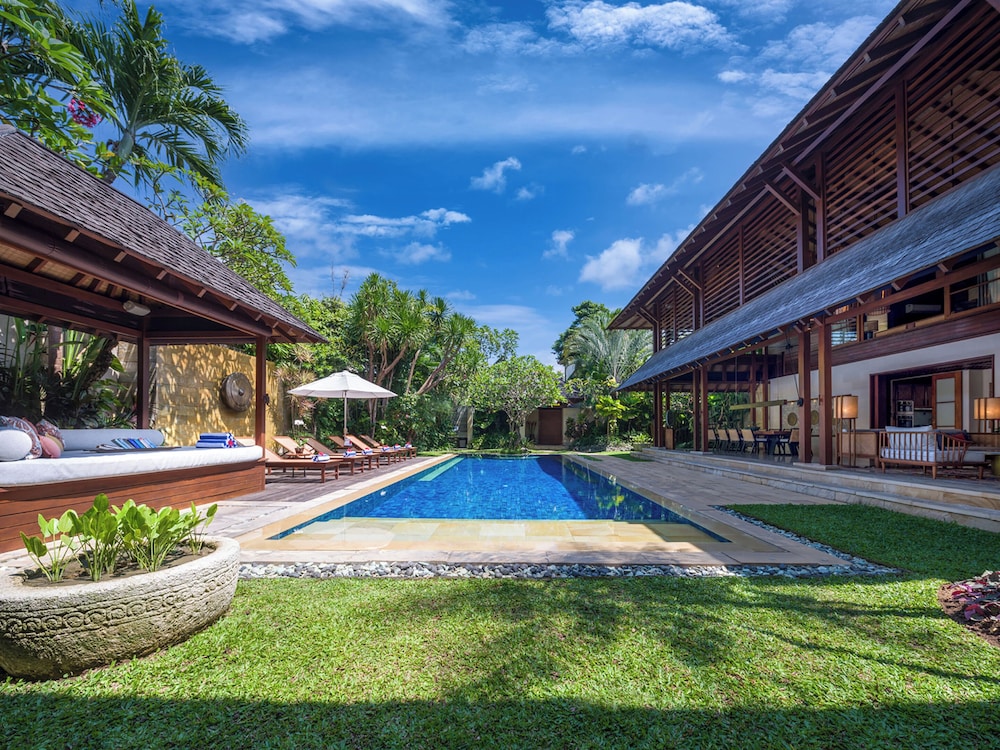 Villa Windu Sari — 4-Star Luxury Hotel in Seminyak, Indonesia