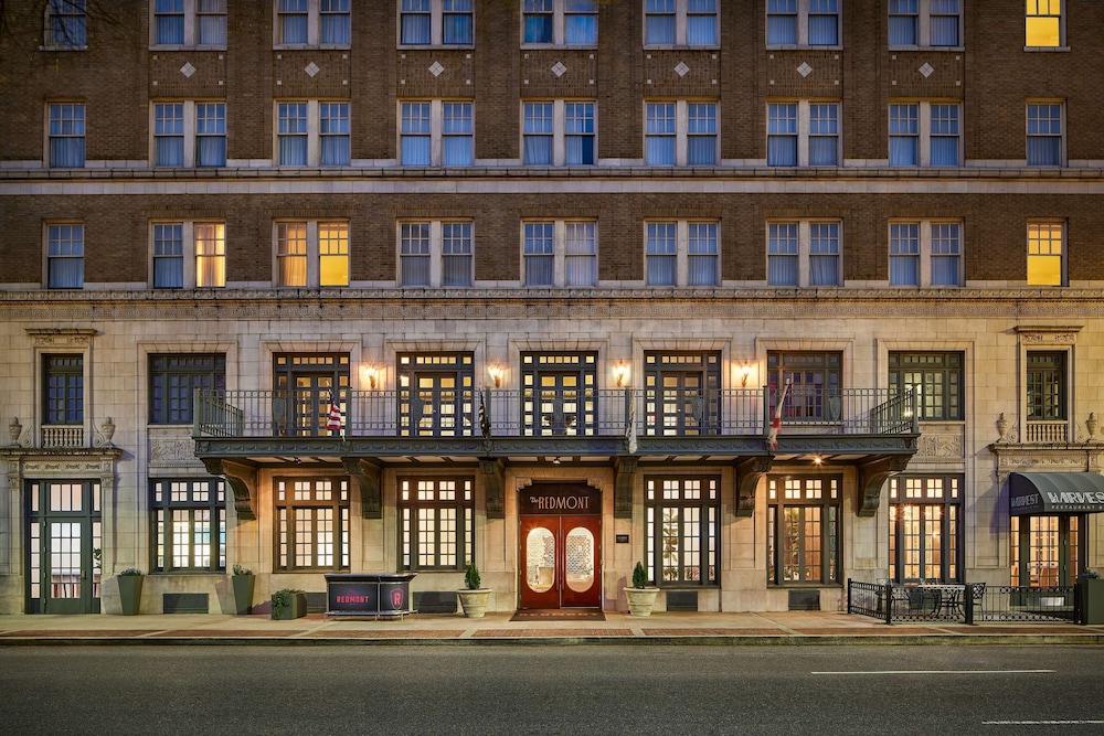 Redmont Hotel Birmingham Curio Collection by Hilton — 4-Star Luxury Hotel in Birmingham, United States