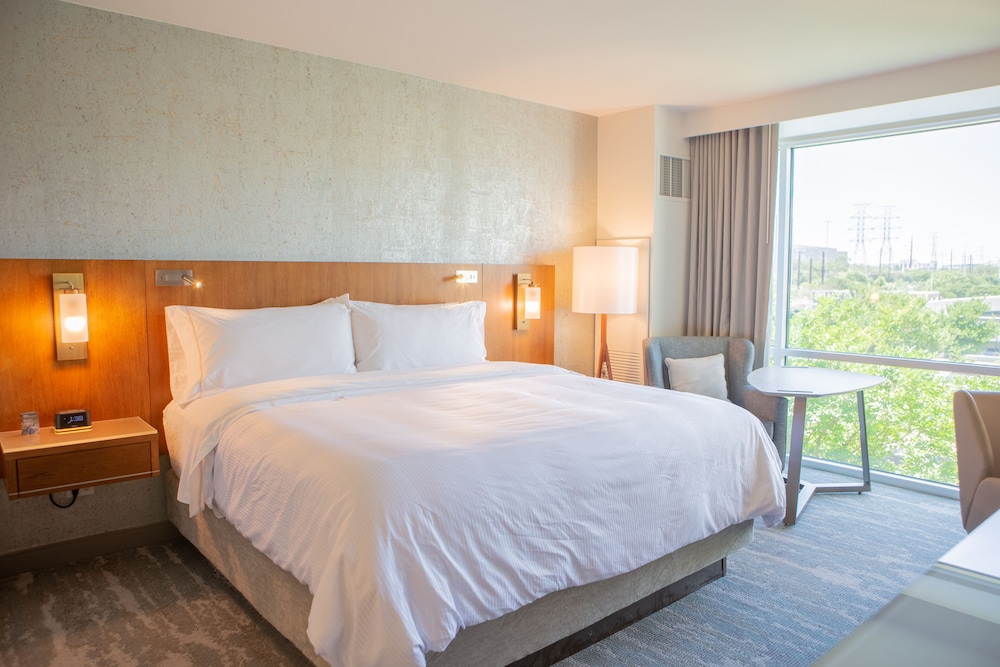 The Westin Austin at The Domain - photo 35