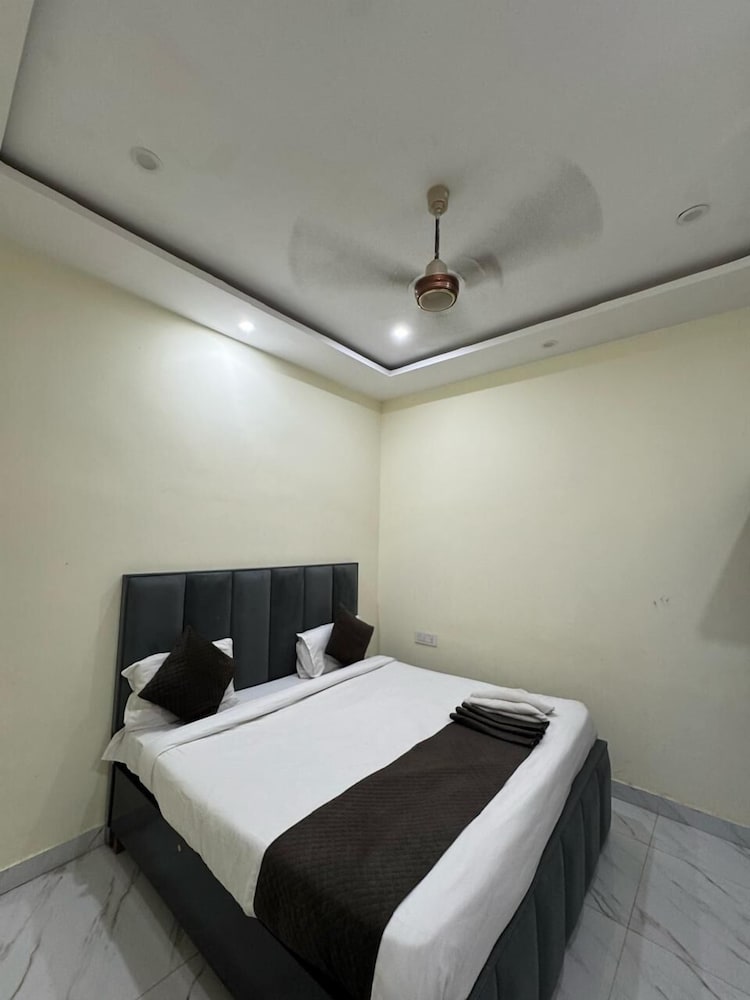 Narayan Stay - carbon neutral hotel in Varanasi