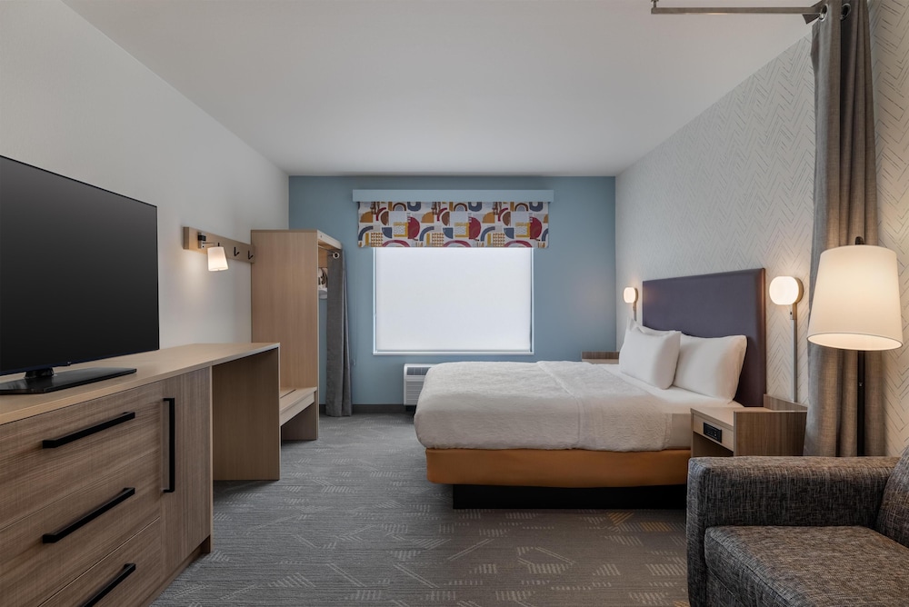 Home2 Suites By Hilton Ames - photo 18
