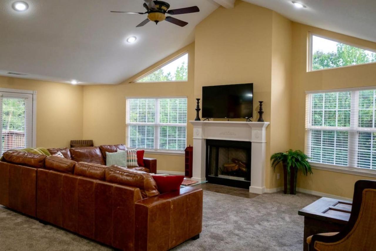 Aidans Mountainside Manor in Russellville, United States