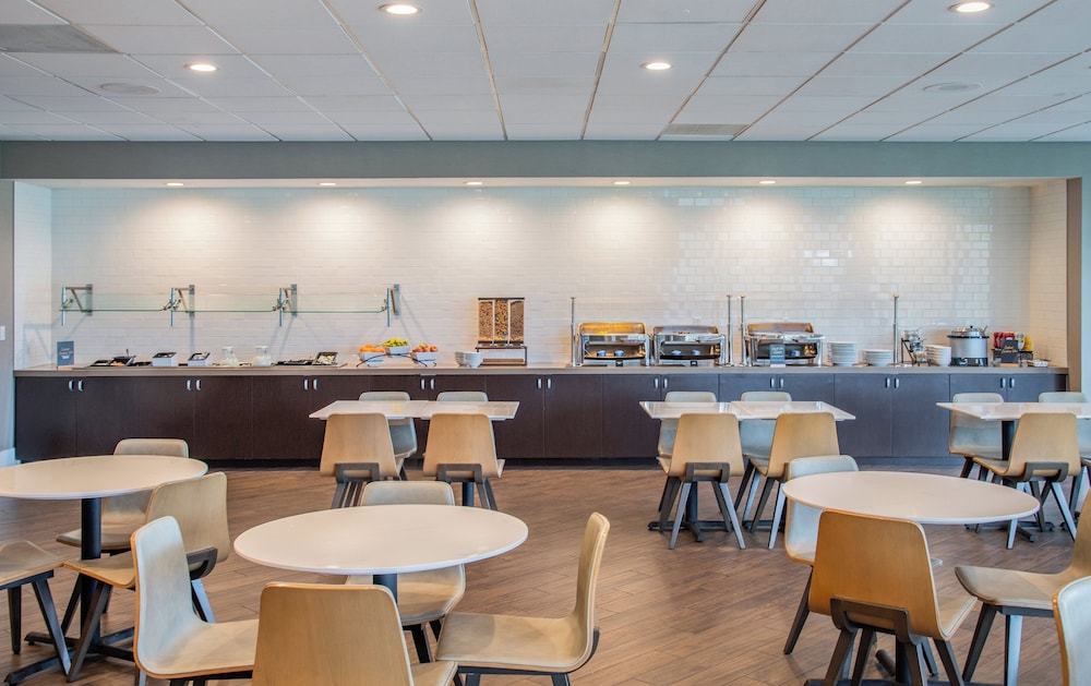 Staybridge Suites Oxnard River Ridge by IHG - photo 58