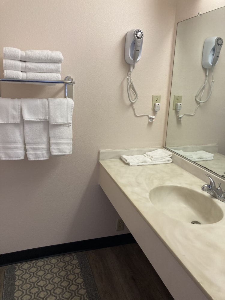 Coast Riders Inn - photo 85