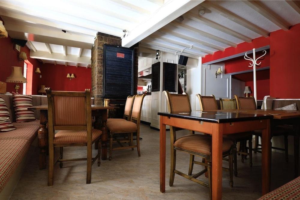The Nags Head Residential Country Inn Restaurant — Thirsk