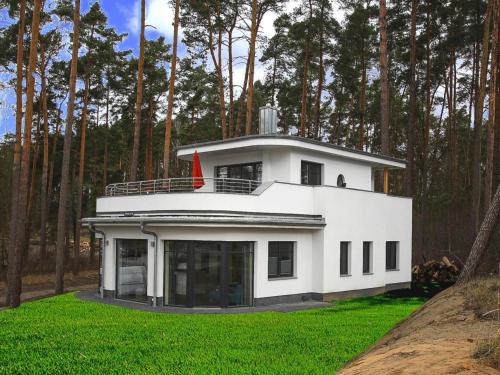 Villa Seeblick in Lychen — 4-Star Luxury Hotel in Lychen, Germany