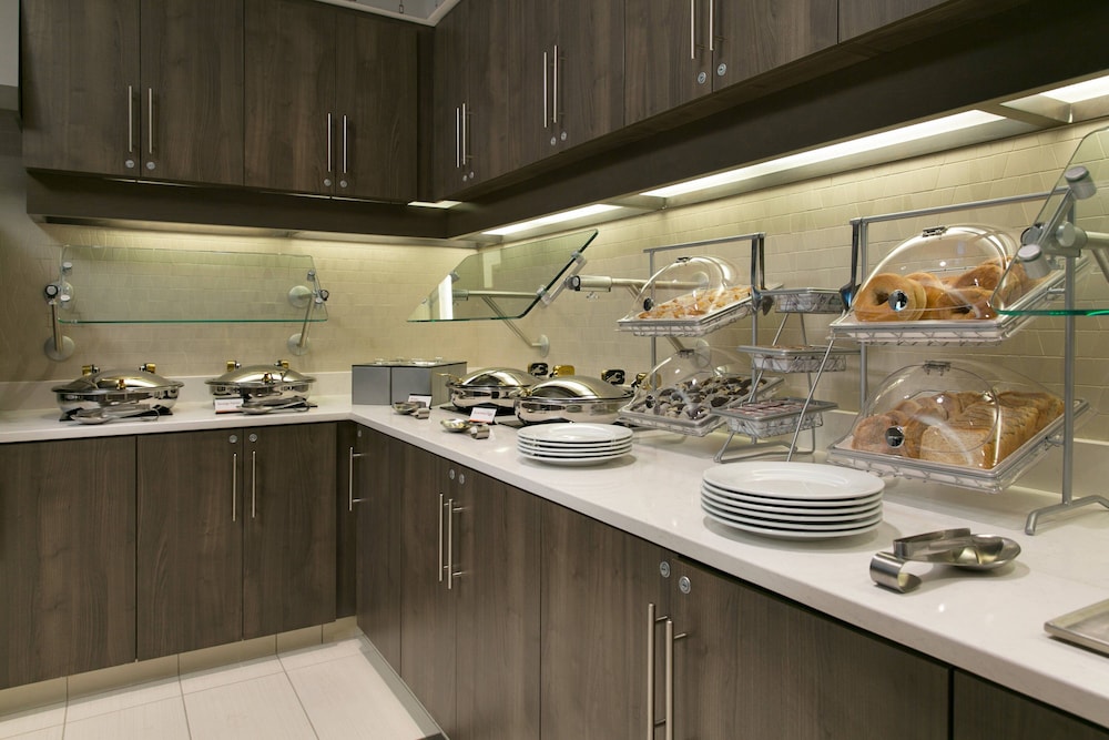 Residence Inn by Marriott Kansas City at The Legends - photo 31
