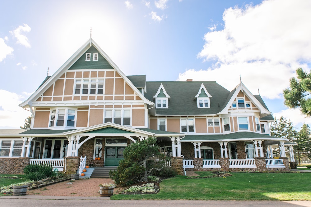 Dalvay by the Sea Hotel — 4-Star Luxury Hotel in Charlottetown, Canada