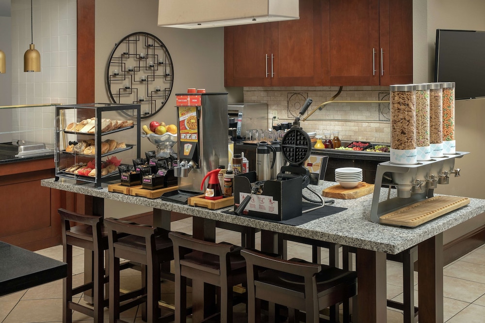 Hilton Garden Inn Odessa - photo 18