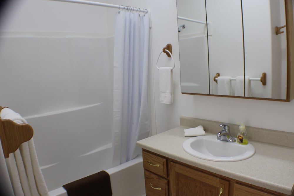 Zion's Most Wanted Hotel - photo 47