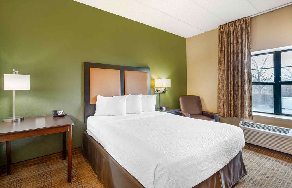 Extended Stay America Select Suites Chicago Lisle - photo 8