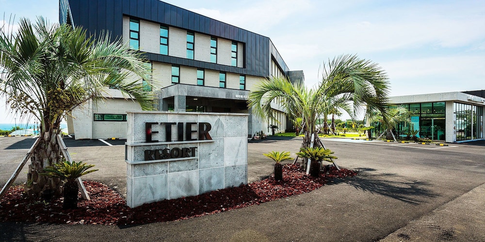 Etier Resort in Seogwipo, South Korea