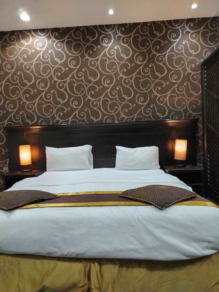 Asyl Hotel - carbon neutral hotel in Ta'if