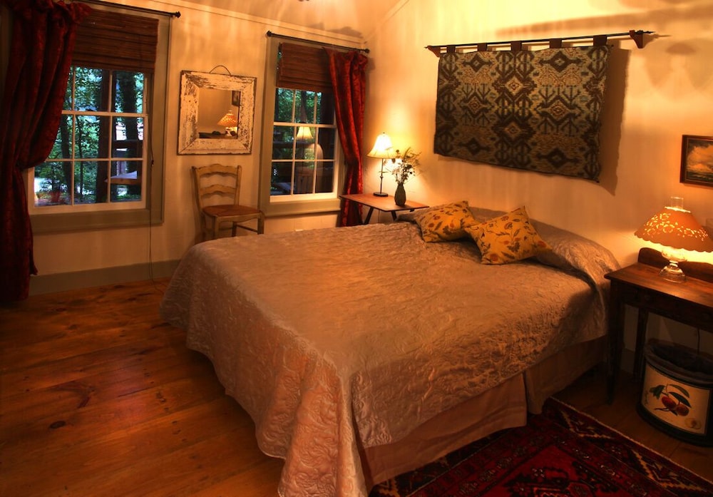 Lake Rabun Hotel & Restaurant - photo 26
