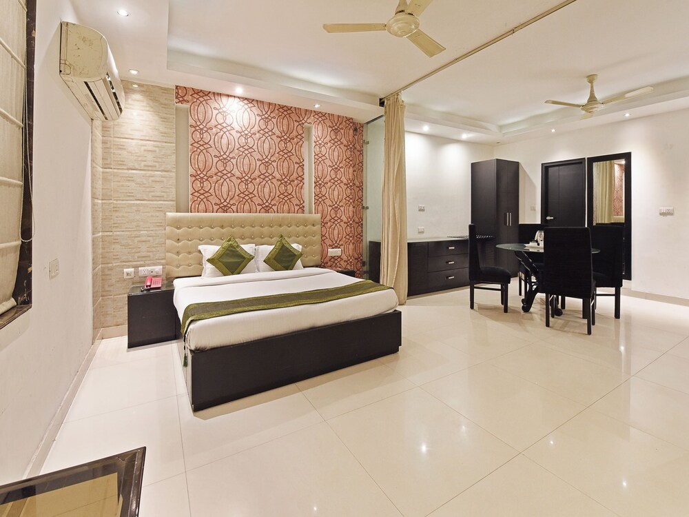 Treebo B Continental