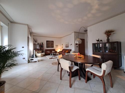 2 Giugno House — 4-Star Luxury Hotel in Bari, Italy