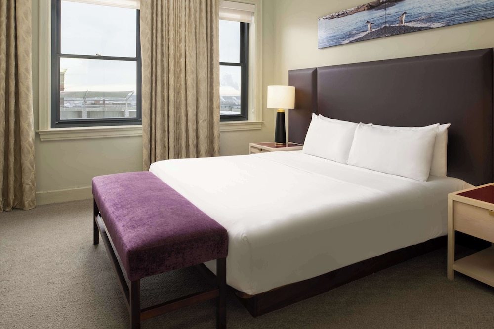 Hotel Savoy Kansas City Tapestry Collection by Hilton - photo 14