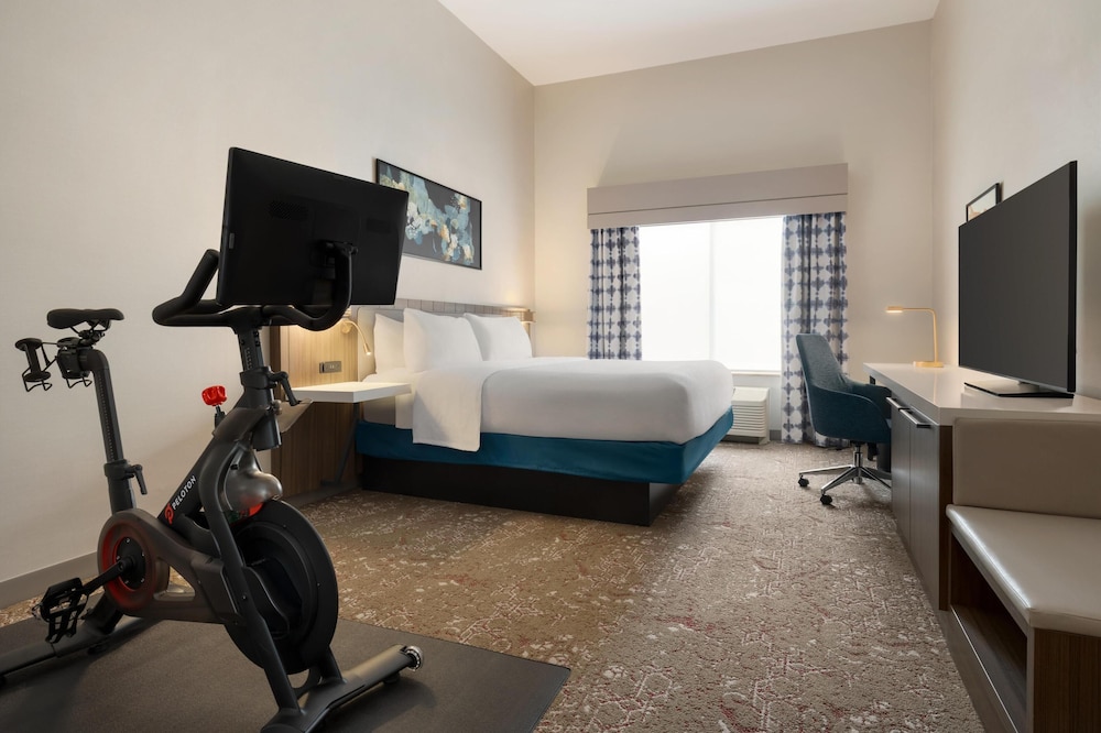 Hilton Garden Inn Riverhead - photo 19