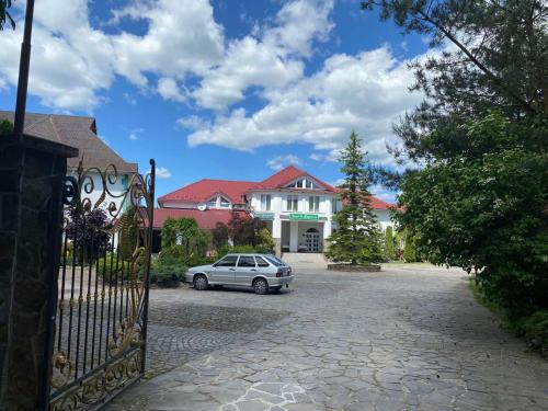 Hotel Zoloti Vorota — hotel in Mukacheve