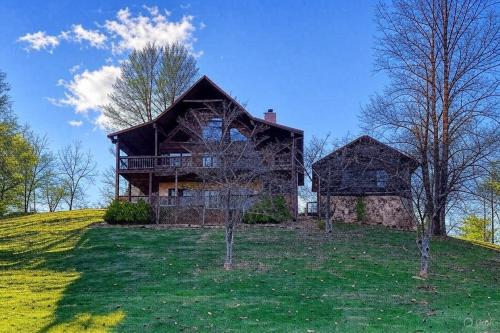 Wear We Belong Mtn Views Hot Tub Pool Table 560 FREE tickets each paid day - featured photo