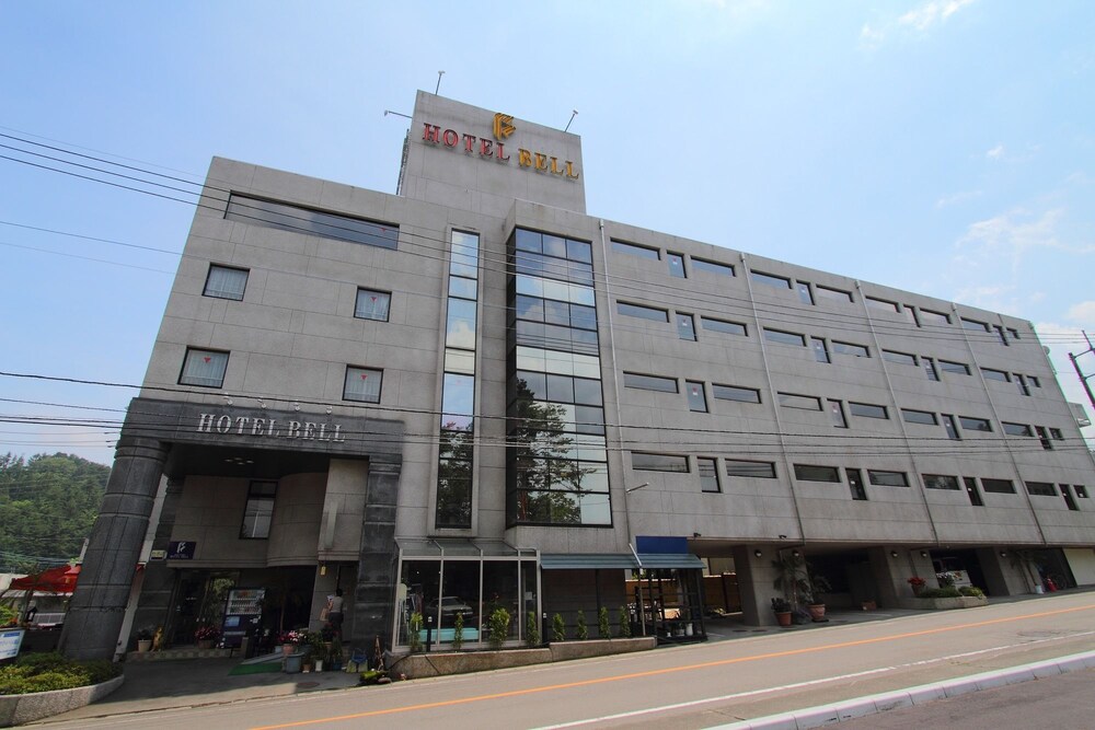 Hotel Bell Kaneyama in Fujiyoshida, Japan