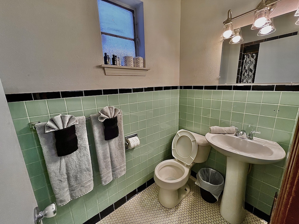 Aldeco Motel - photo 12