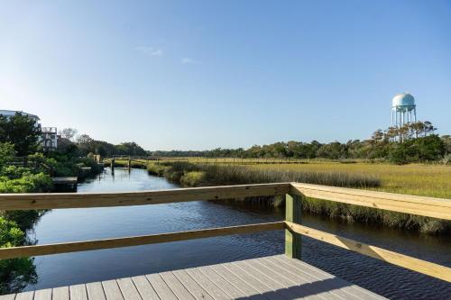 Night Sand by Oak Island Accommodations - photo 10