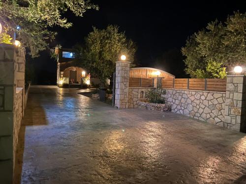 Black Pearl Apartment Lithakia Zakynthos — 4-Star Luxury Hotel in Lithakia, Greece