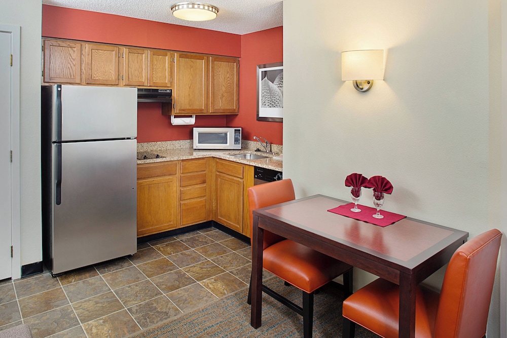 Residence Inn by Marriott Gaithersburg Washingtonian Center - photo 17