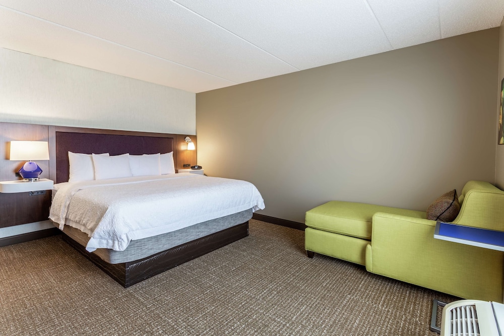 Hampton Inn & Suites Chicago Libertyville - photo 16