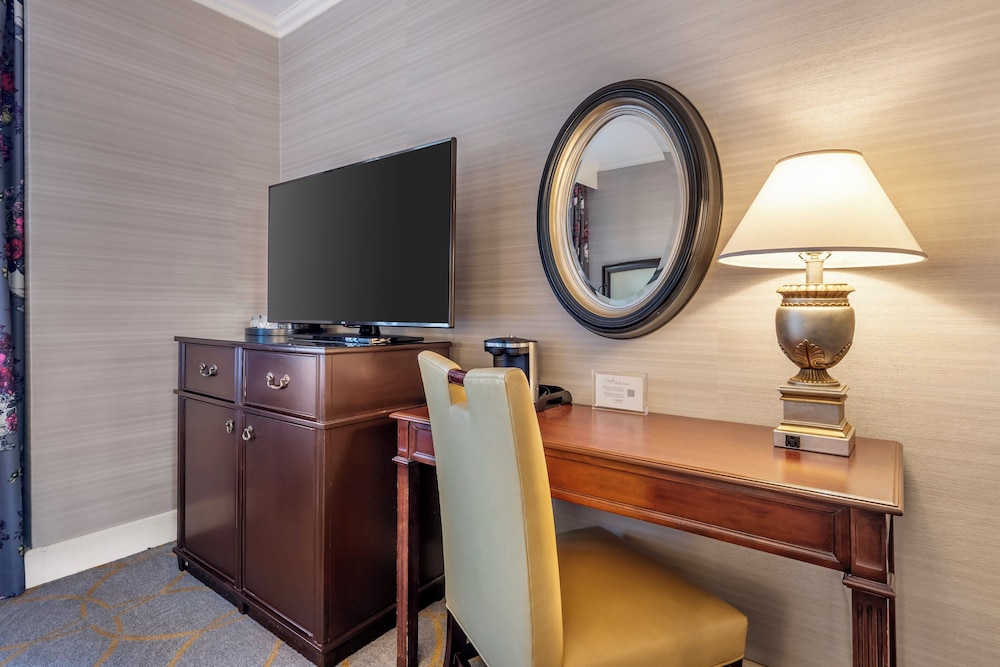 Omni Shoreham Hotel - photo 57
