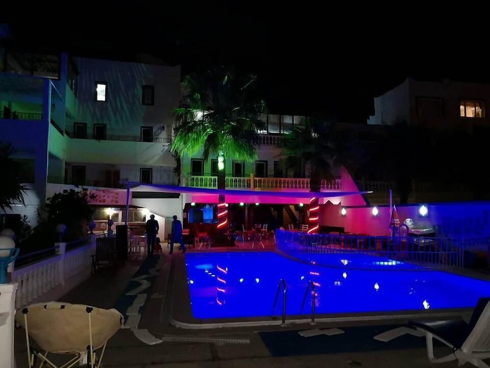 Roadhouse Boutik Otel - last minute hotel in Bodrum