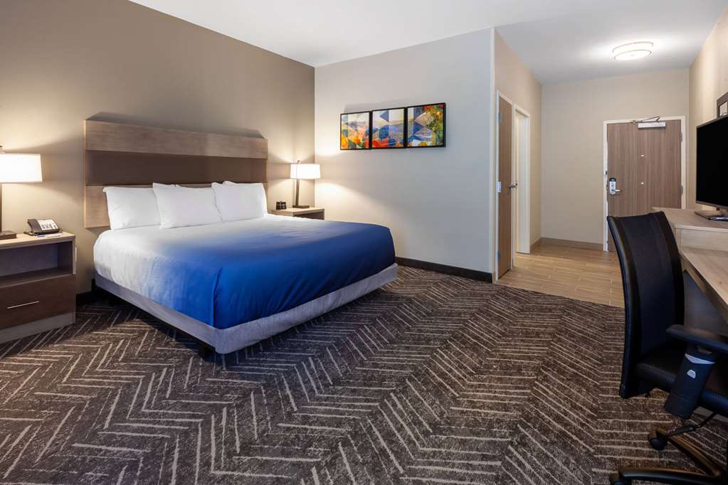 La Quinta Inn & Suites by Wyndham Middletown Goshen - photo 25