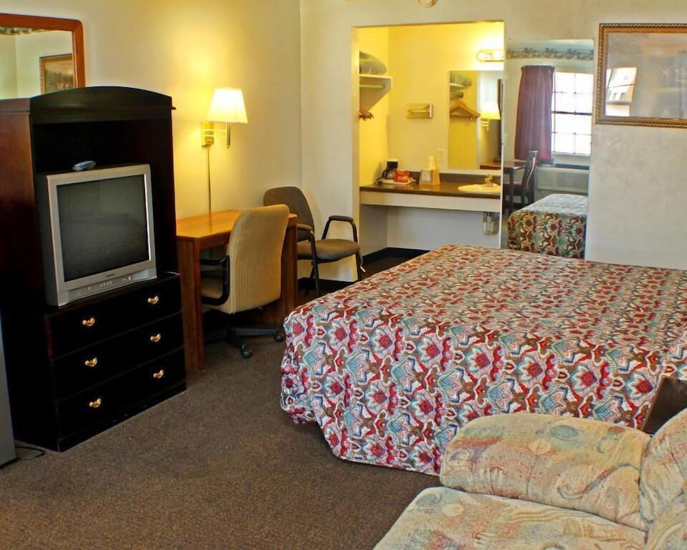 American Dream Inn - photo 26
