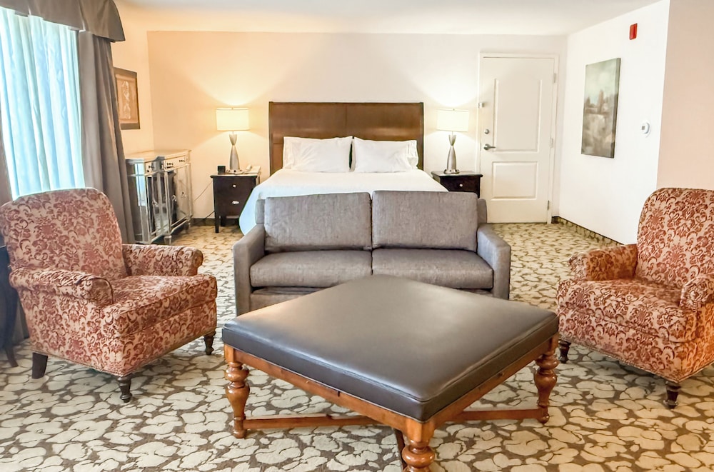 Hilton Garden Inn Gilroy - photo 12