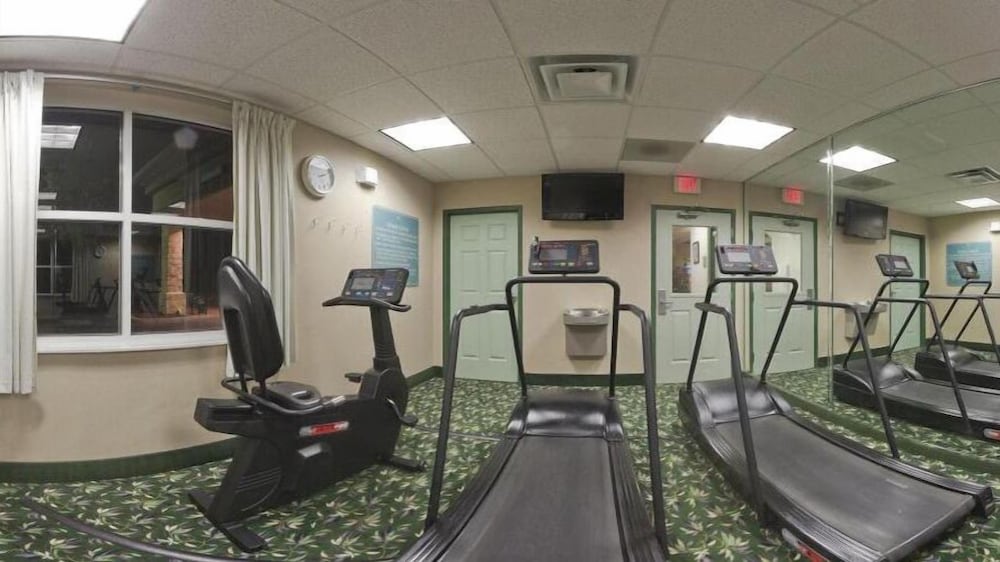 Holiday Inn Express Suites Plant City by IHG - photo 24