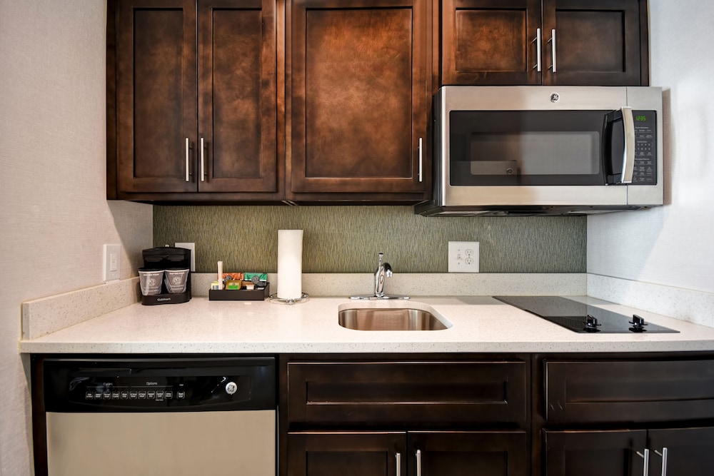 Homewood Suites by Hilton Novi Detroit - photo 8