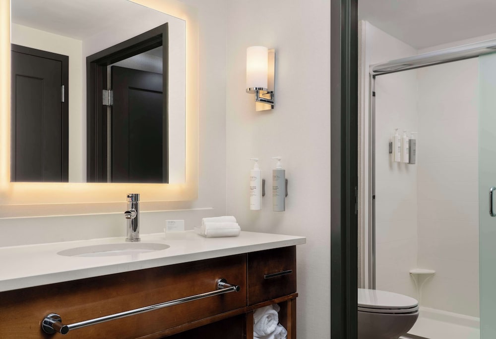 Homewood Suites by Hilton Boston Brookline Longwood Medical - photo 40
