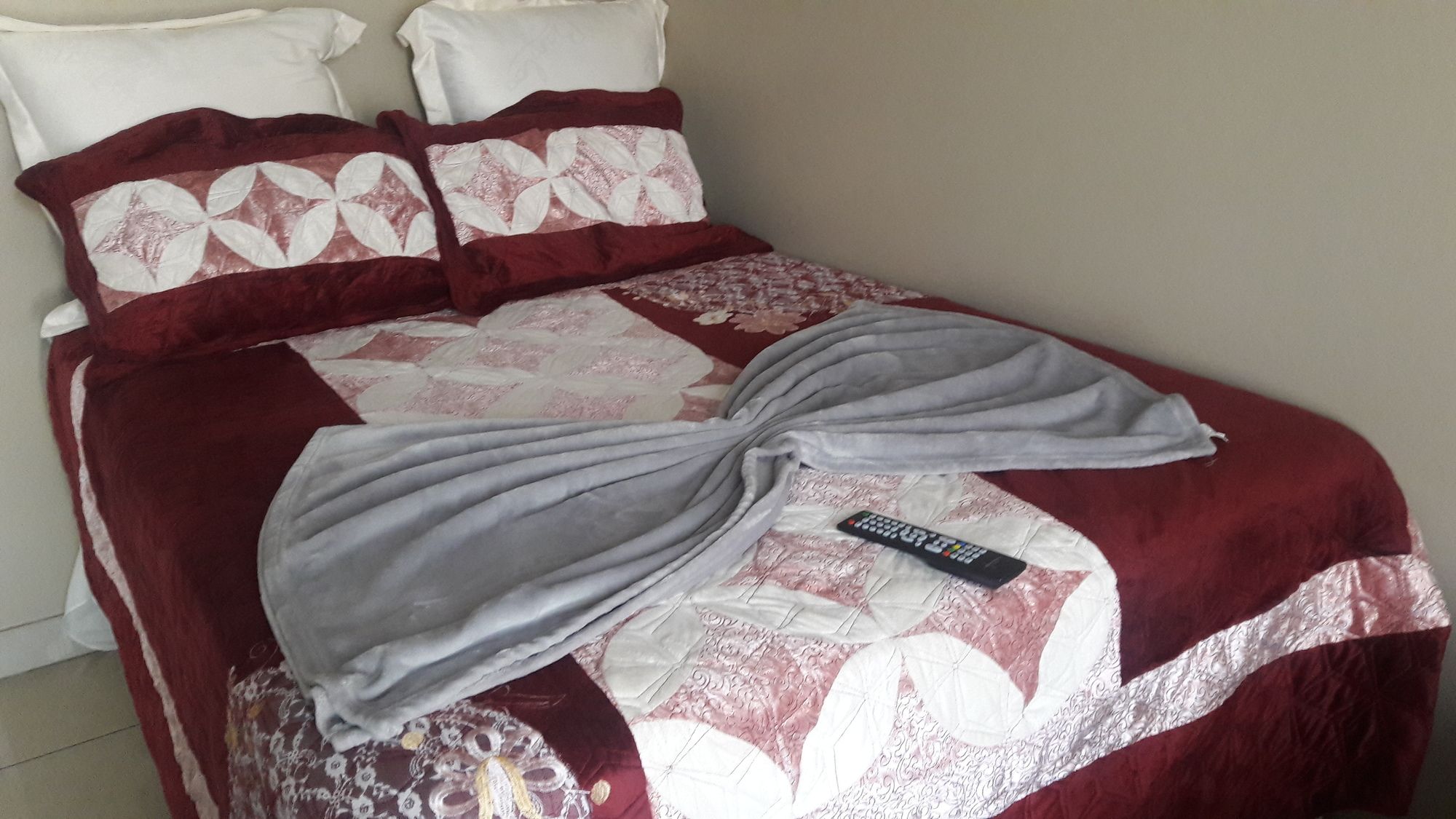 Alimop Lodge Inn Bed and Breakfast